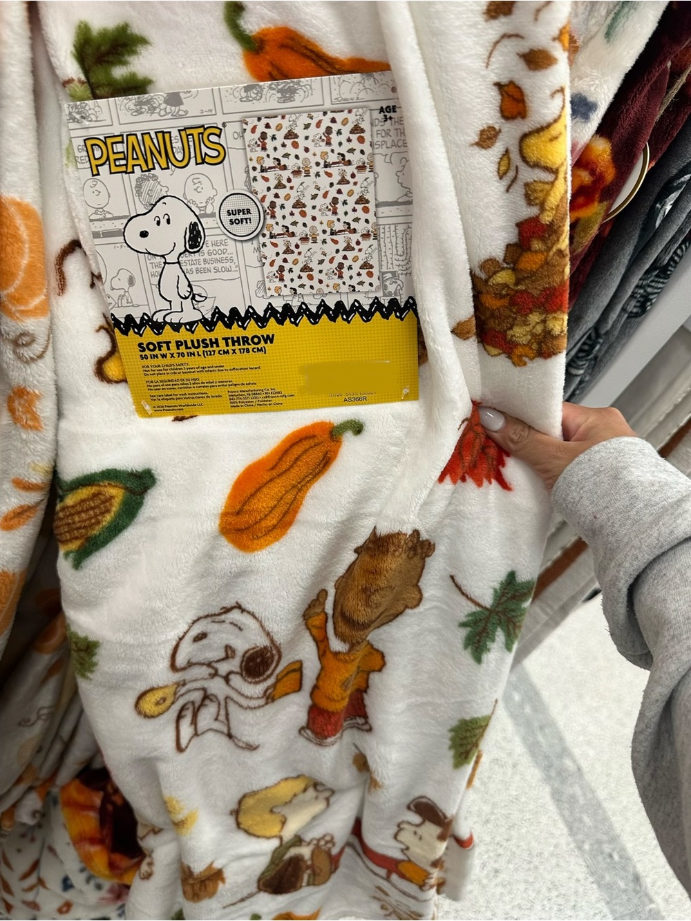 Peanuts Snoopy Thanksgiving Fall Plush Throw Blanket